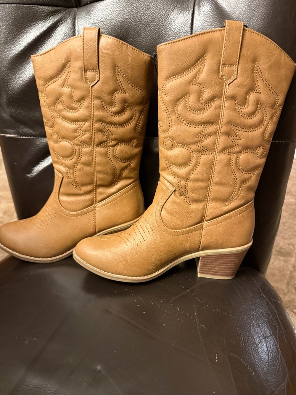 Women's Tan Western Mid-Calf Boots